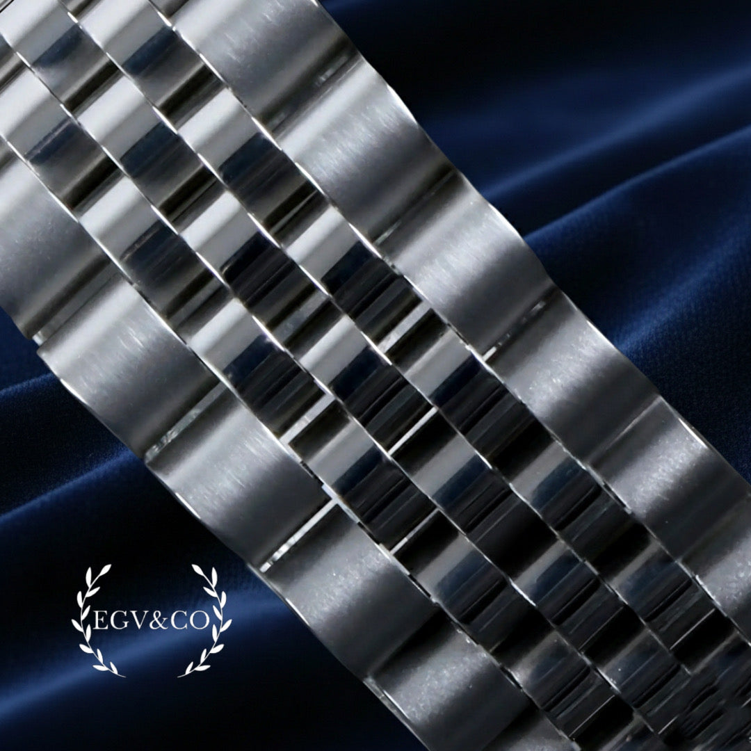 SEIKO JUST | WITHE ARABIC TEXTURED