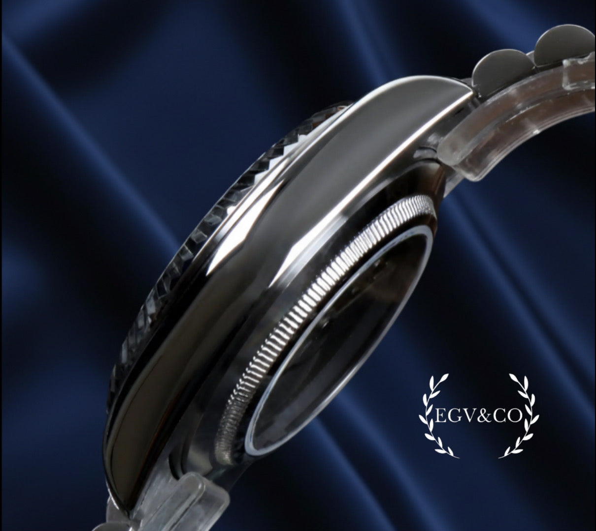 SEIKO JUST | WITHE ARABIC TEXTURED